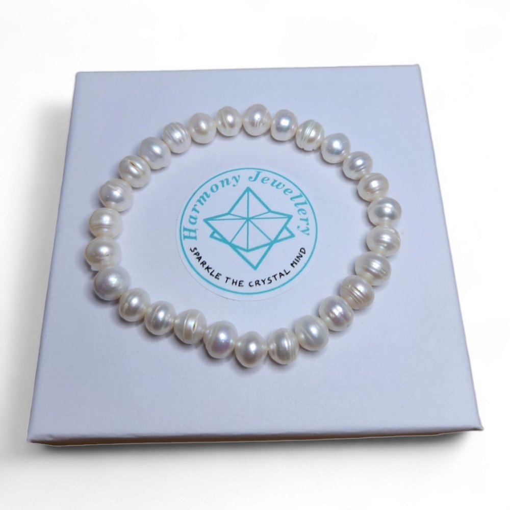 Classy Freshwater Pearl bracelet